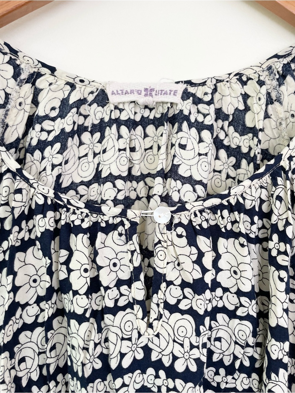 Altar’d State Bohemian Floral Print Tunic Top Dress M Medium Flare Sleeve - Picture 5 of 9